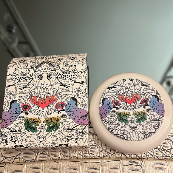 NIB! Mac Limited Edition Liberty In London Beauty Powder In Color Shell Pearl. - Picture 8 of 9